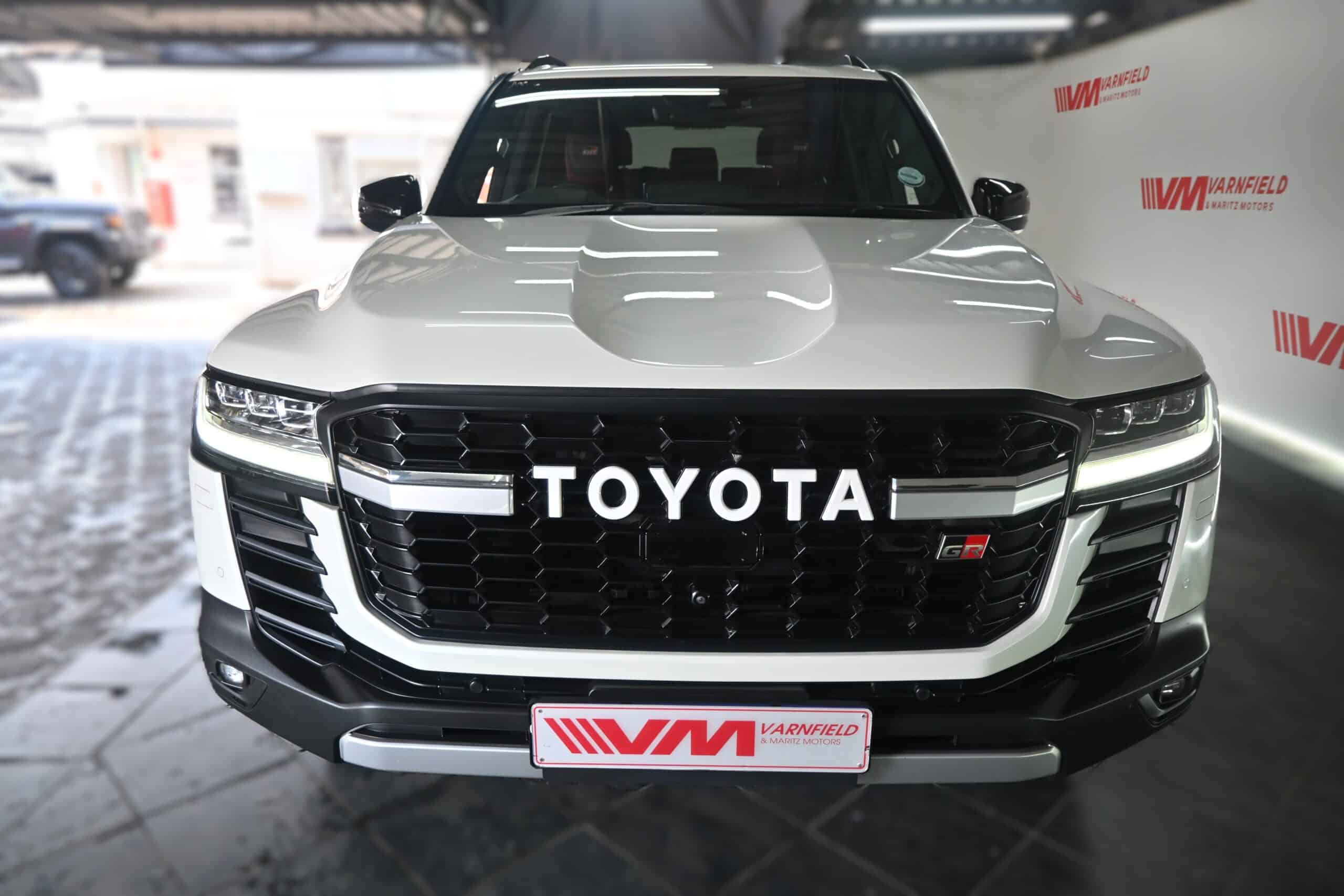 TOYOTA HILUX 2.8GD-6 RAIDER 4X4 P/U D/C