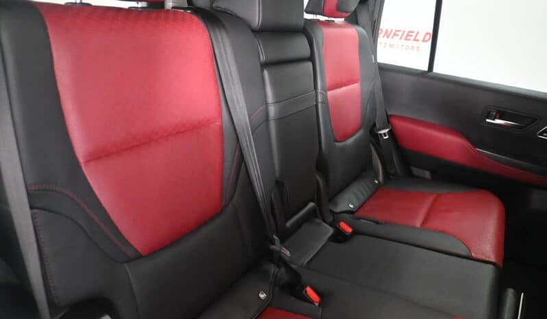 TOYOTA LAND CRUISER 300 3.3D GR-S full