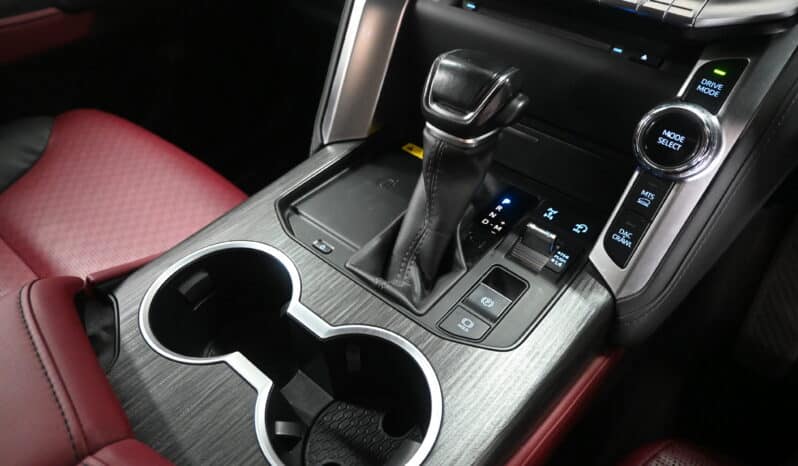 TOYOTA LAND CRUISER 300 3.3D GR-S full