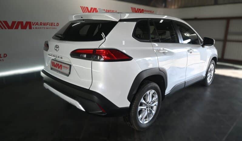TOYOTA COROLLA CROSS 1.8 XI full