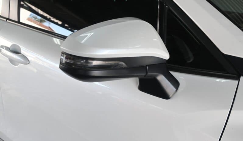 TOYOTA COROLLA CROSS 1.8 XI full
