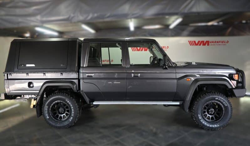 TOYOTA LAND CRUISER 79 2.8GD-6 P/U D/C A/T full