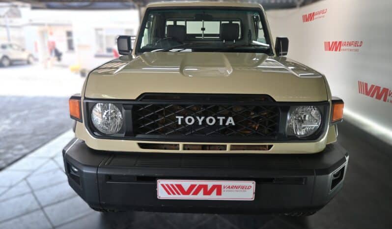 TOYOTA LAND CRUISER 79 2.8GD-6 P/U S/C A/T full