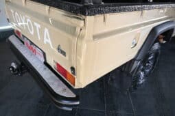 TOYOTA LAND CRUISER 79 2.8GD-6 P/U S/C A/T full