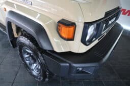 TOYOTA LAND CRUISER 79 2.8GD-6 P/U S/C A/T full