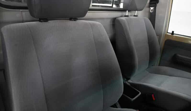 TOYOTA LAND CRUISER 79 2.8GD-6 P/U S/C A/T full