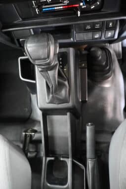TOYOTA LAND CRUISER 79 2.8GD-6 P/U S/C A/T full