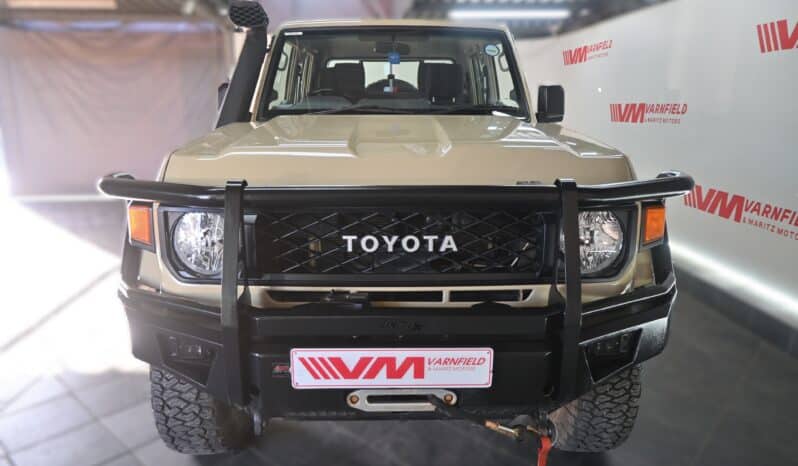 TOYOTA LAND CRUISER 79 4.5D V8 P/U D/C full