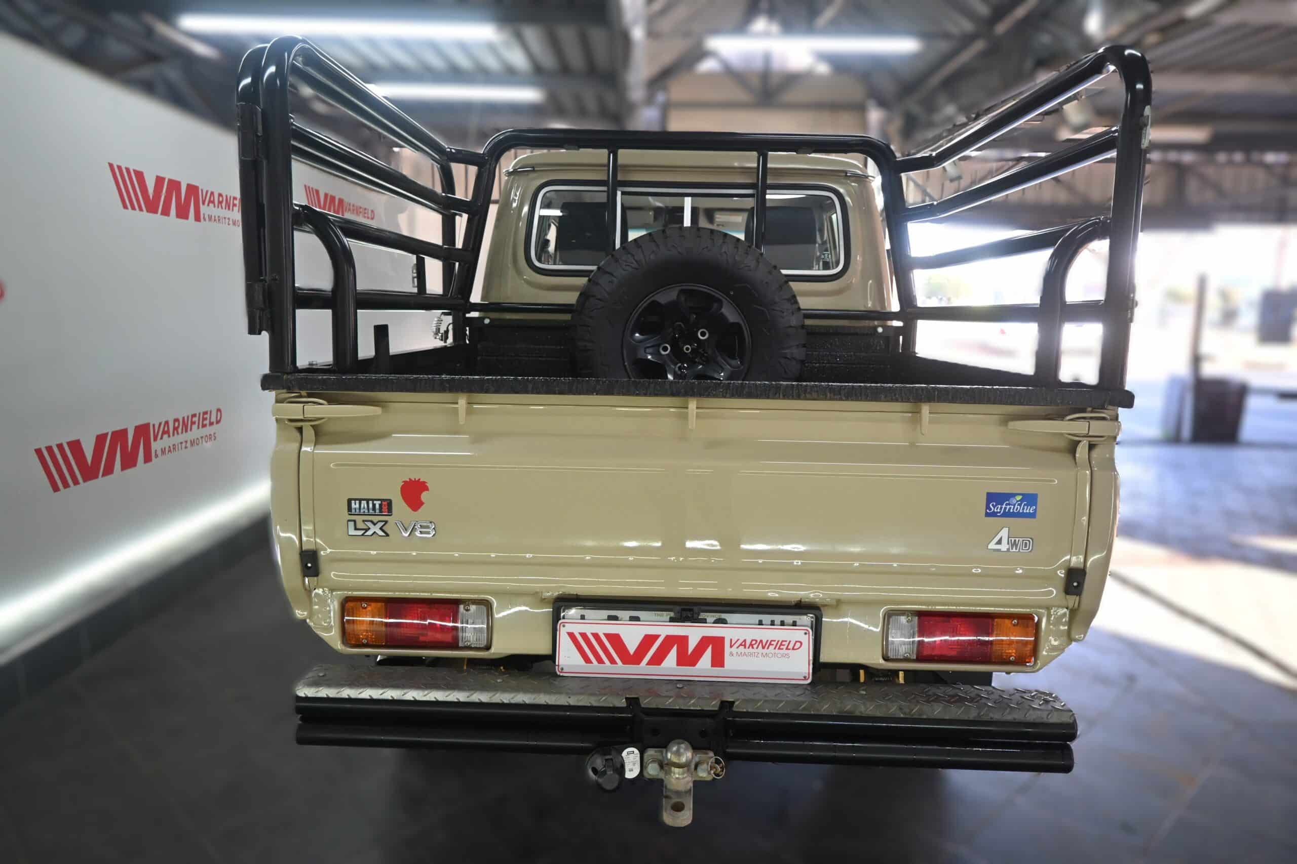 TOYOTA LAND CRUISER 79 4.5D V8 P/U D/C