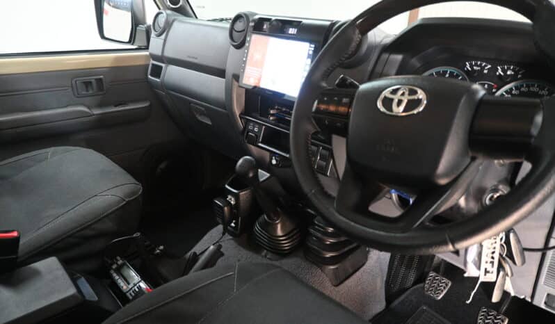 TOYOTA LAND CRUISER 79 4.5D V8 P/U D/C full