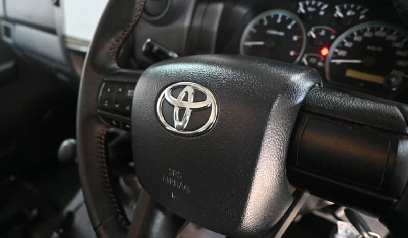 TOYOTA LAND CRUISER 79 4.5D V8 P/U D/C full