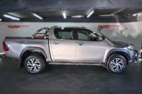 TOYOTA HILUX 2.8GD-6 RB RAIDER A/T D/C P/U