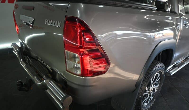TOYOTA HILUX 2.8GD-6 RB RAIDER A/T D/C P/U full