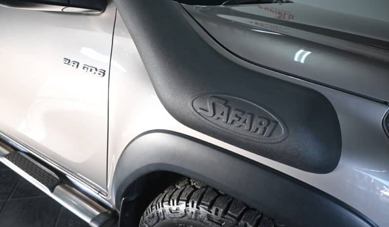 TOYOTA HILUX 2.8GD-6 RB RAIDER A/T D/C P/U full