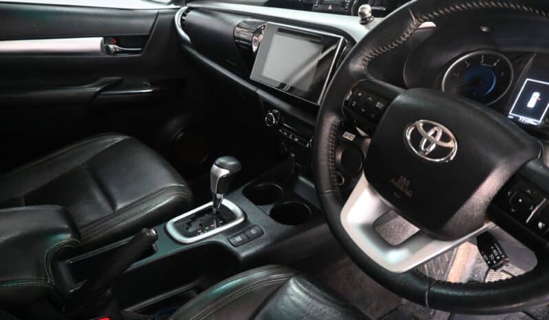 TOYOTA HILUX 2.8GD-6 RB RAIDER A/T D/C P/U full