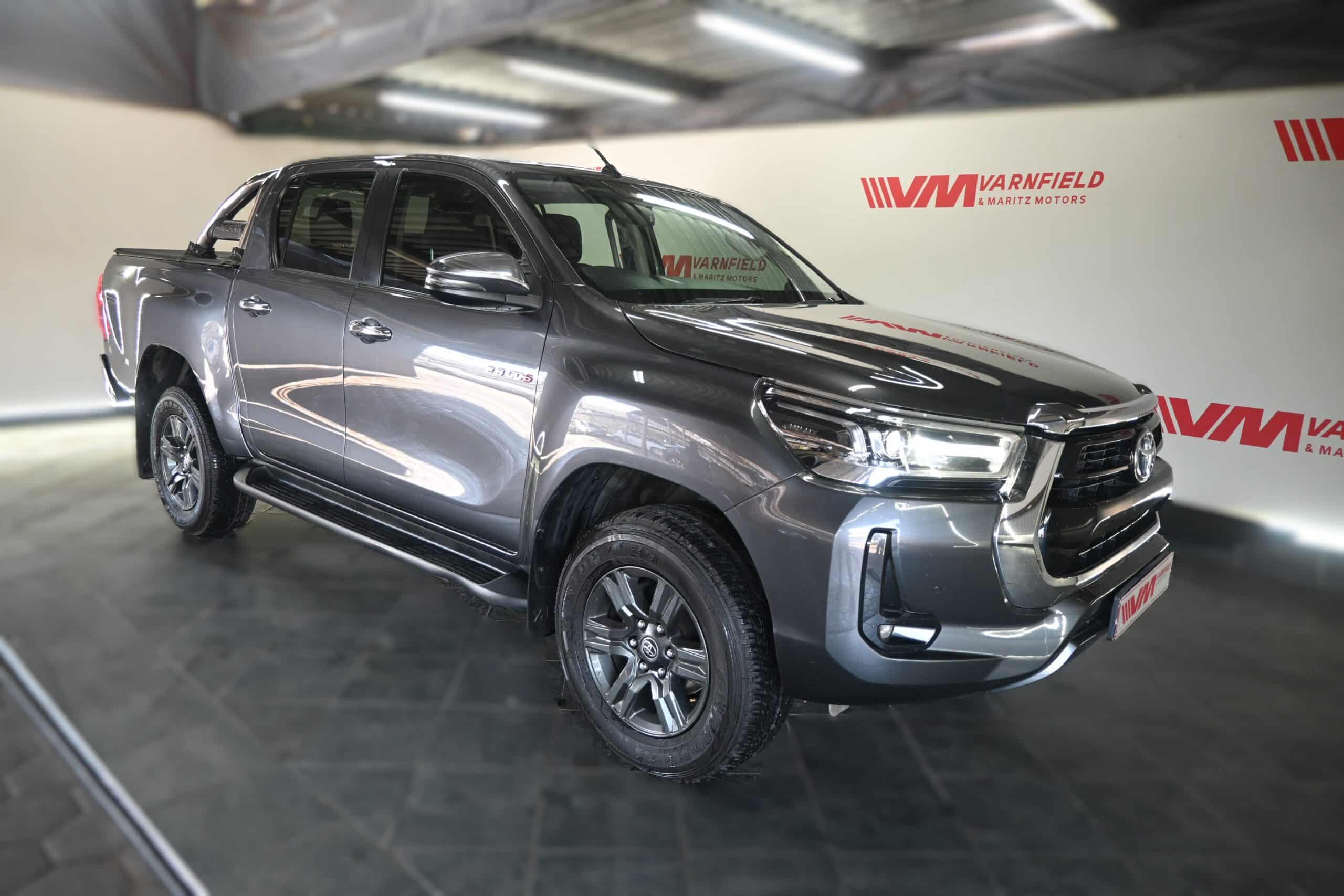 TOYOTA HILUX 2.8GD-6 4X4 A/T D/C RAIDER