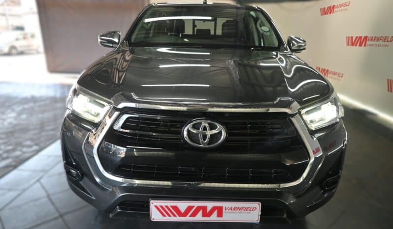 TOYOTA HILUX 2.8GD-6 4X4 A/T D/C RAIDER full