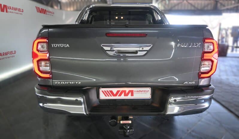TOYOTA HILUX 2.8GD-6 4X4 A/T D/C RAIDER full
