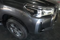 TOYOTA HILUX 2.8GD-6 4X4 A/T D/C RAIDER full