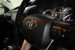 TOYOTA HILUX 2.8GD-6 4X4 A/T D/C RAIDER full