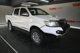 TOYOTA HILUX 3.0D-4D LEGEND 45 R/B P/U D/C