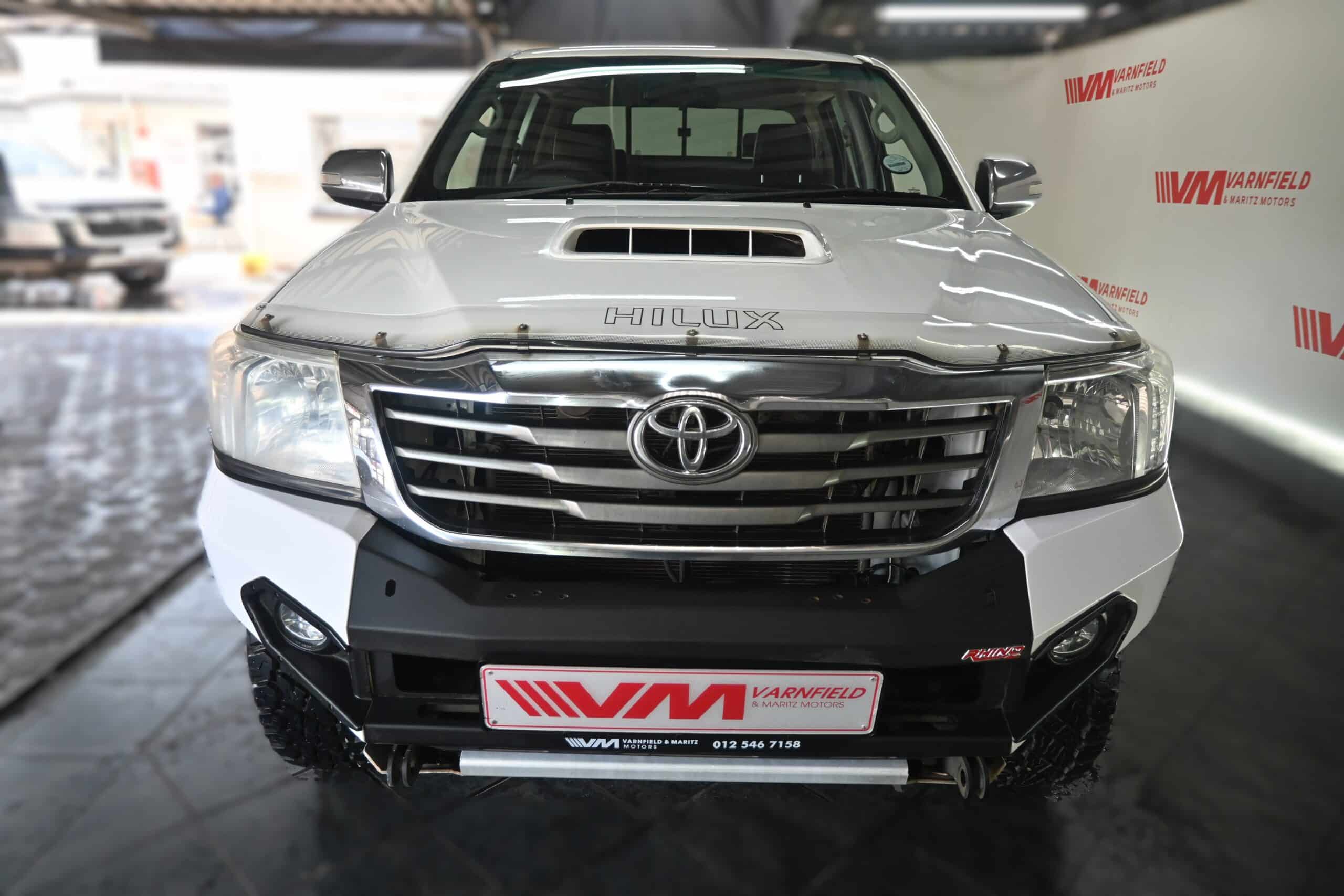 TOYOTA HILUX 3.0D-4D LEGEND 45 R/B P/U D/C