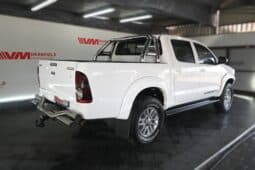 TOYOTA HILUX 3.0D-4D LEGEND 45 R/B P/U D/C full