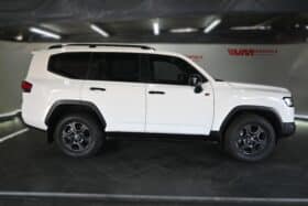 TOYOTA LAND CRUISER 300 3.3D GR-S