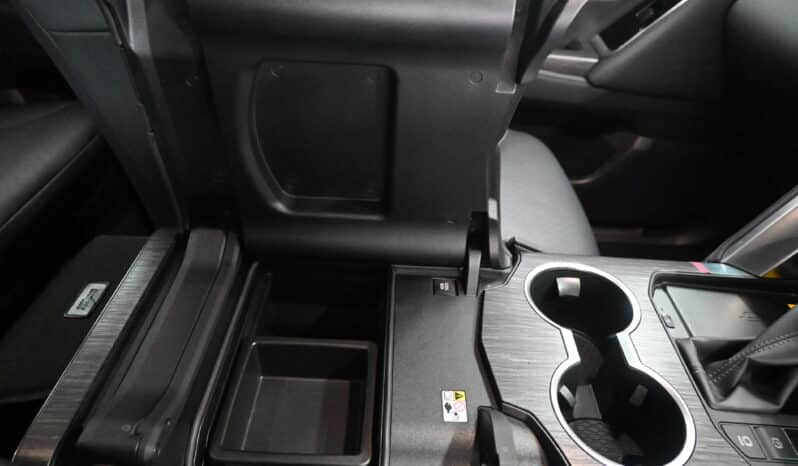 TOYOTA LAND CRUISER 300 3.3D GR-S full