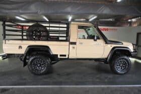 TOYOTA LAND CRUISER 79 4.5D S/C V8