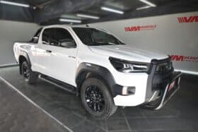 TOYOTA HILUX 2.8GD-6 RB LEGEND A/T E/C
