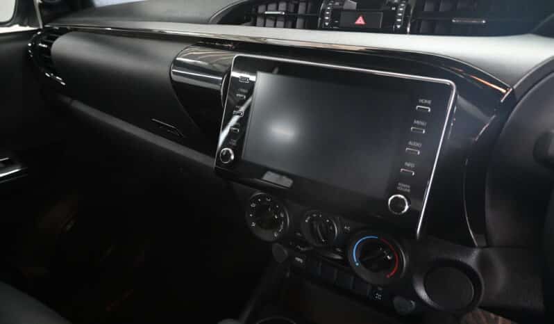 TOYOTA HILUX 2.8GD-6 RB LEGEND A/T E/C full