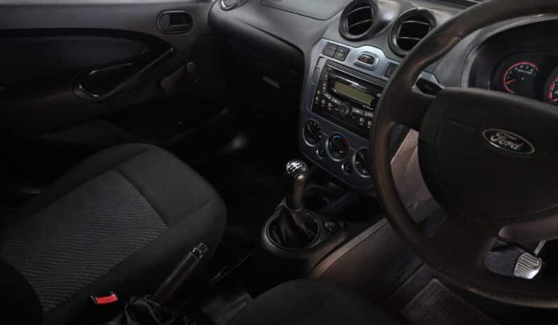 FORD FIGO 1.4 AMBIENTE full