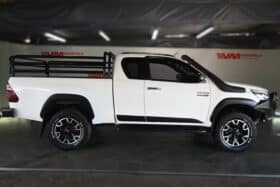 TOYOTA HILUX 2.8GD-6 RB RAIDER 4X4 A/T P/U E/C LEG50