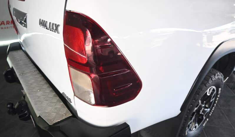 TOYOTA HILUX 2.8GD-6 RB RAIDER 4X4 A/T P/U E/C LEG50 full