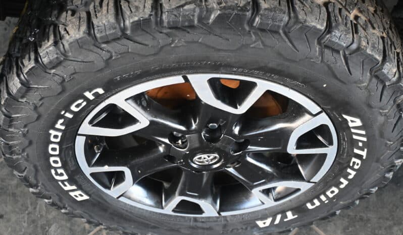 TOYOTA HILUX 2.8GD-6 RB RAIDER 4X4 A/T P/U E/C LEG50 full