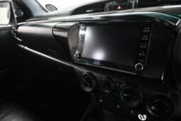 TOYOTA HILUX 2.8GD-6 RB RAIDER 4X4 A/T P/U E/C LEG50 full
