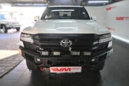 TOYOTA LAND CRUISER 300 V6 3.3D GX-R full
