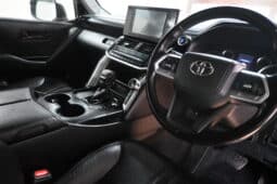 TOYOTA LAND CRUISER 300 V6 3.3D GX-R full