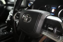 TOYOTA LAND CRUISER 300 V6 3.3D GX-R full