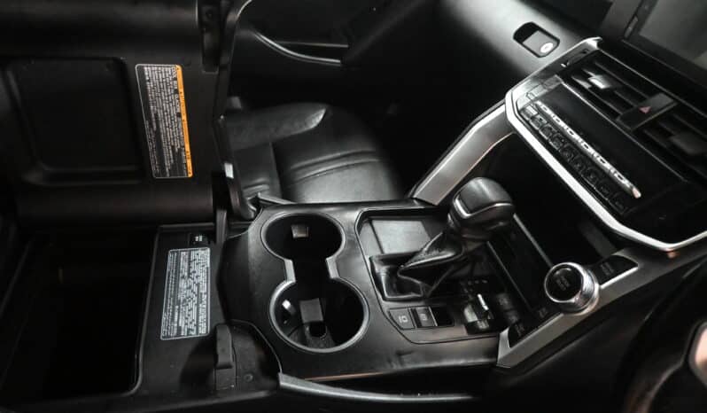 TOYOTA LAND CRUISER 300 V6 3.3D GX-R full