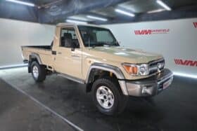 TOYOTA LAND CRUISER 79 4.2D P/U S/C