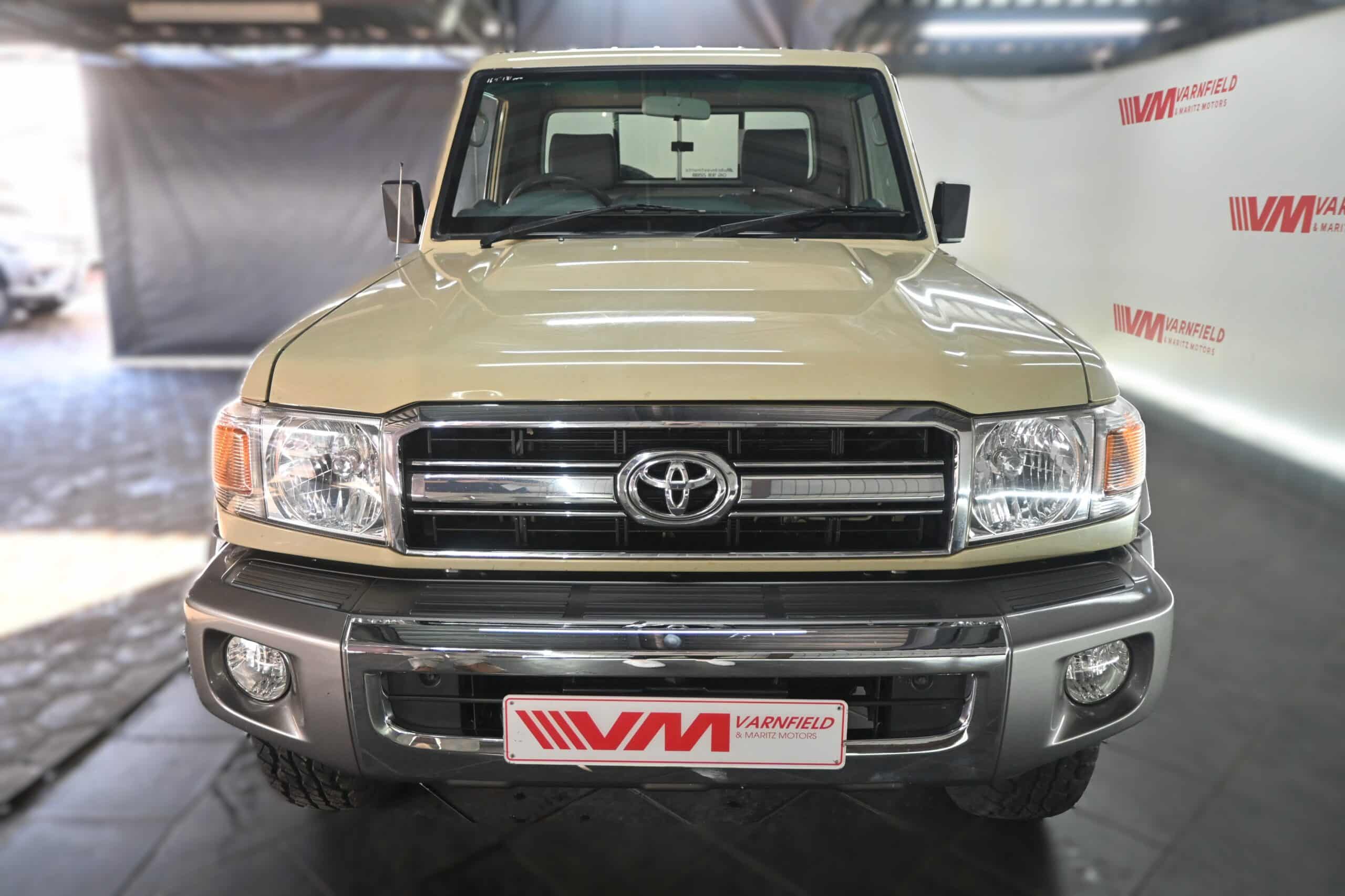 TOYOTA LAND CRUISER 79 4.2D P/U S/C