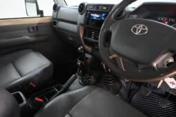 TOYOTA LAND CRUISER 79 4.2D P/U S/C full