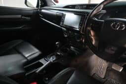 TOYOTA HILUX 2.8GD-6 RB LEGEND 4X4 E/C AT full