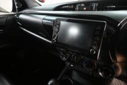 TOYOTA HILUX 2.8GD-6 RB LEGEND 4X4 E/C AT full