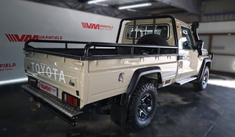 TOYOTA LAND CRUISER 79 4.5D P/U S/C V8 full