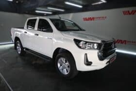 TOYOTA HILUX 2.4GD-6 RB RAIDER A/T P/U D/C