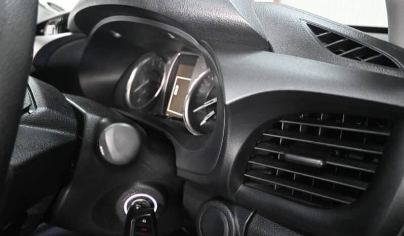 TOYOTA HILUX 2.4GD-6 RB RAIDER A/T P/U D/C full