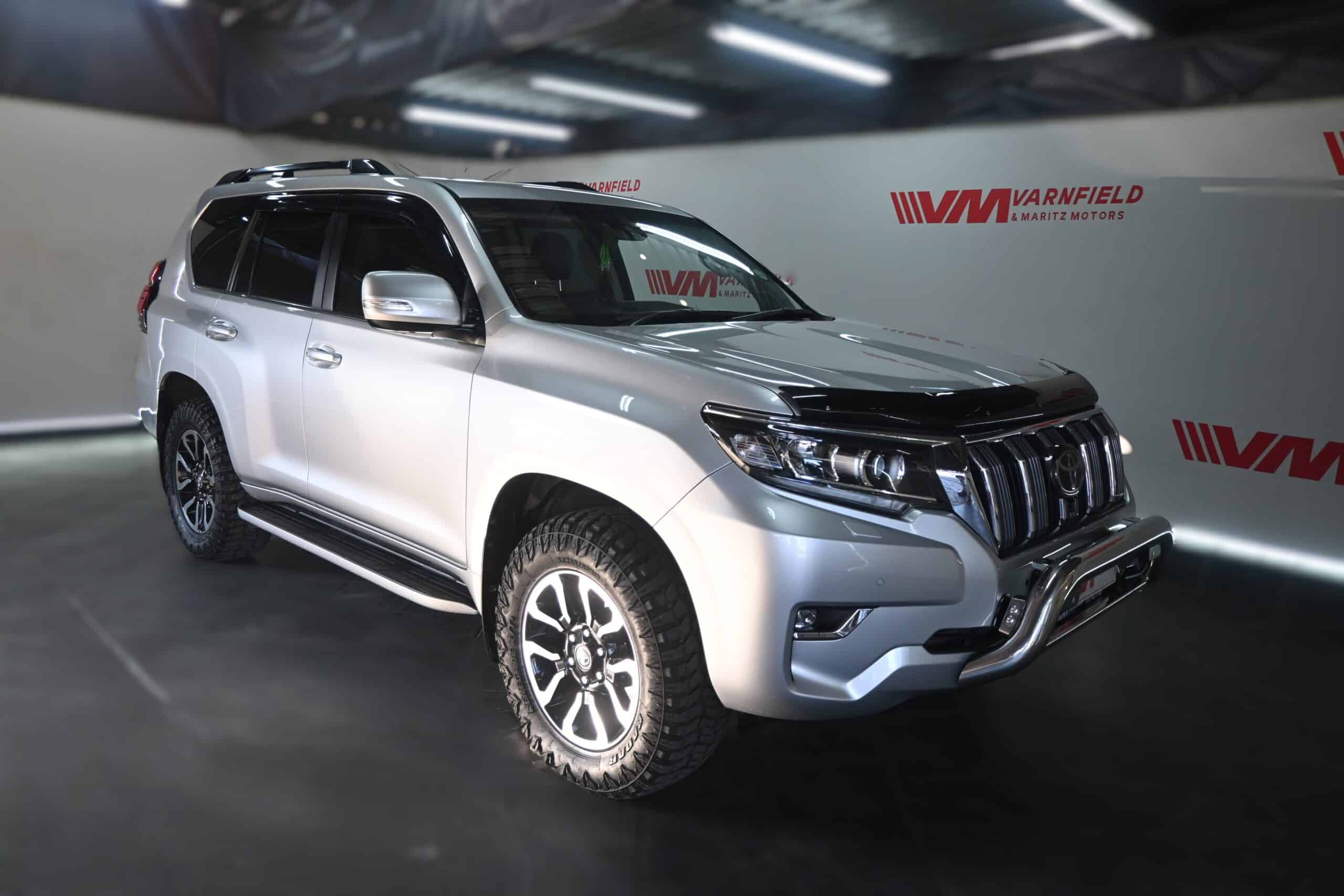 Toyota Land Cruiser 300 V6 3.3D GR-S